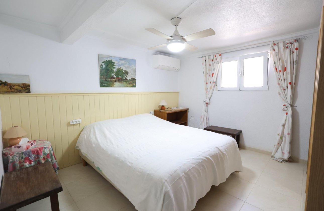 Resale - Townhouse - Torrevieja - Punta prima