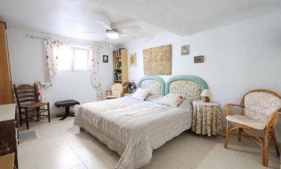 Resale - Townhouse - Torrevieja - Punta prima