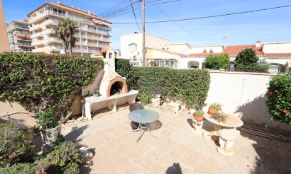 Resale - Townhouse - Torrevieja - Punta prima