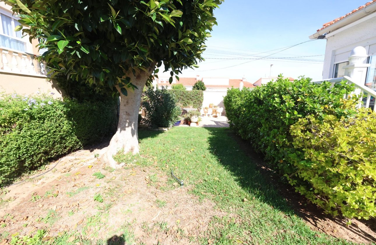 Resale - Townhouse - Torrevieja - Punta prima