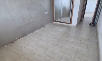 Resale - Apartment / flat - Torrevieja