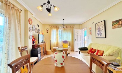 Resale - Townhouse - Orihuela Costa - Villamartín