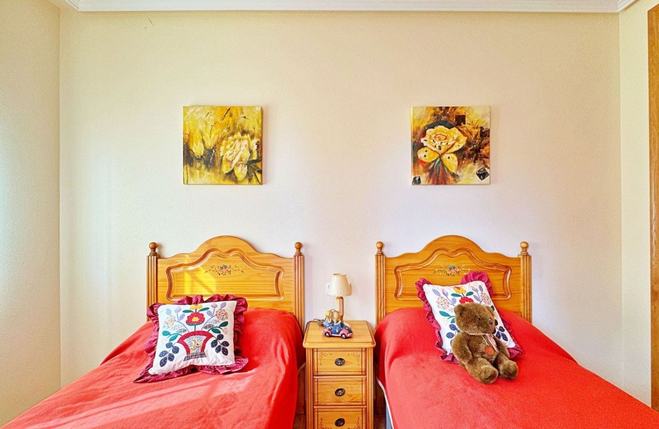 Resale - Townhouse - Orihuela Costa - Villamartín