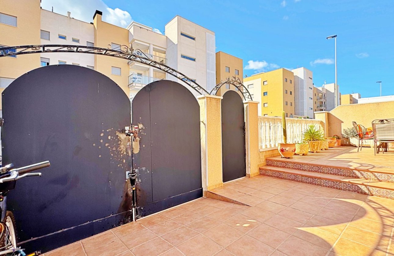 Resale - Townhouse - Orihuela Costa - Villamartín