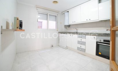 Resale - Apartment / flat - Torrevieja - Centro