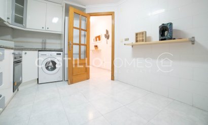 Resale - Apartment / flat - Torrevieja - Centro