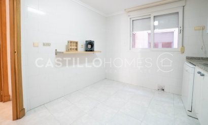 Resale - Apartment / flat - Torrevieja - Centro