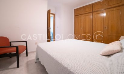 Resale - Apartment / flat - Torrevieja - Centro