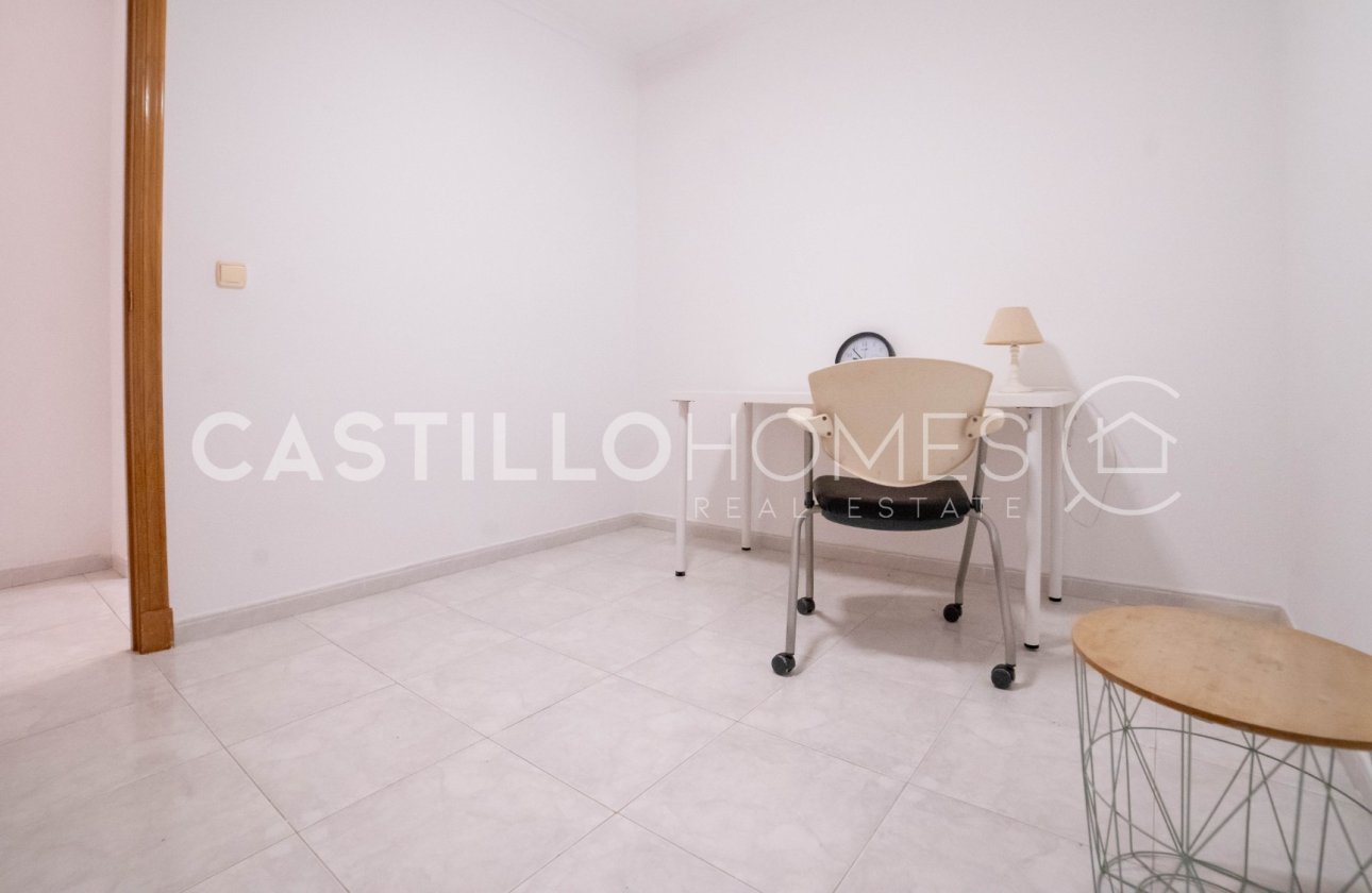 Resale - Apartment / flat - Torrevieja - Centro