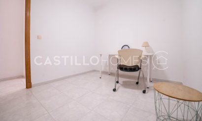Resale - Apartment / flat - Torrevieja - Centro