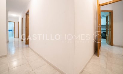 Resale - Apartment / flat - Torrevieja - Centro