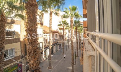 Resale - Apartment / flat - Torrevieja - Centro