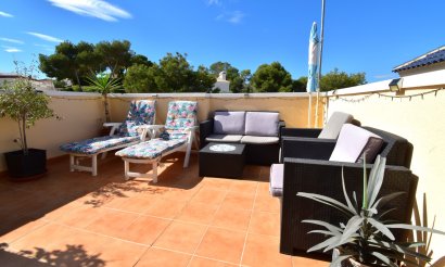 Resale - Villa - Orihuela Costa - Villamartin