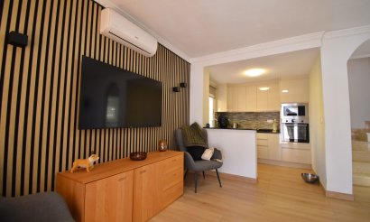 Resale - Villa - Orihuela Costa - Villamartin