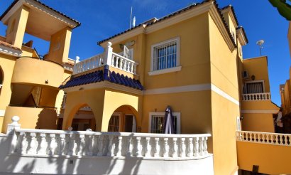 Resale - Villa - Orihuela Costa - Villamartin