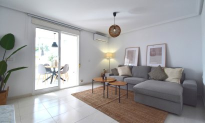 Resale - Apartment / flat - Orihuela Costa - Playa Flamenca
