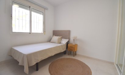 Resale - Apartment / flat - Orihuela Costa - Playa Flamenca