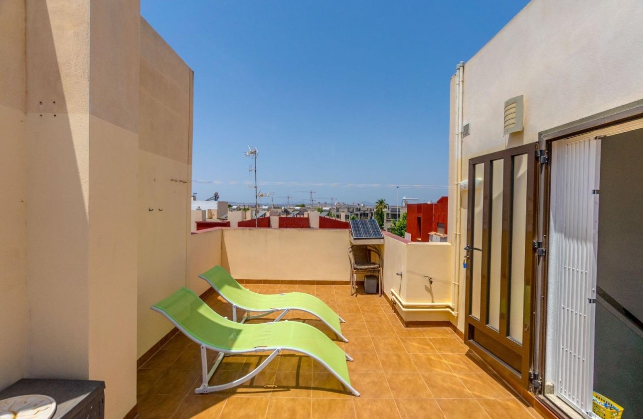 Resale - Townhouse - Torrevieja - Aguas Nuevas