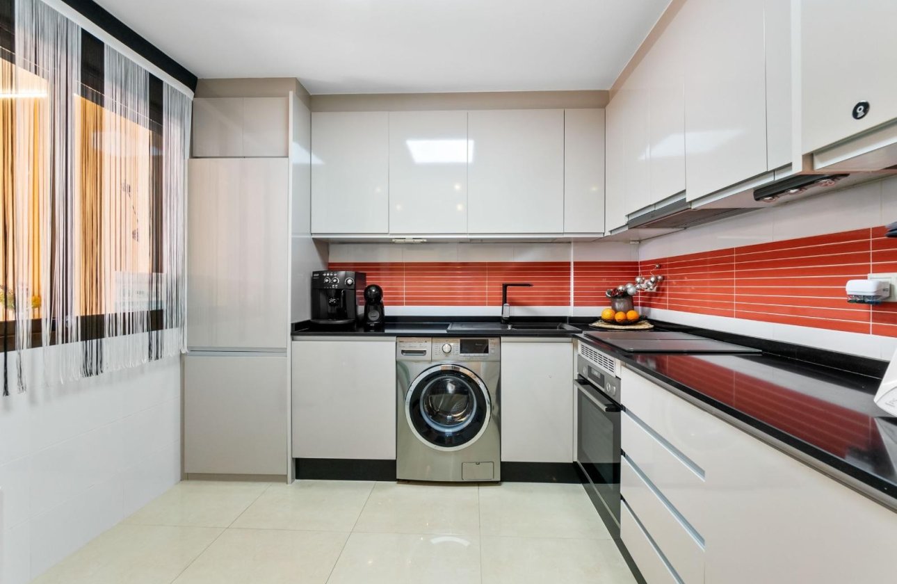 Resale - Townhouse - Torrevieja - Aguas Nuevas