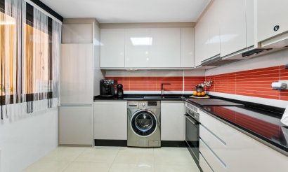 Resale - Townhouse - Torrevieja - Aguas Nuevas