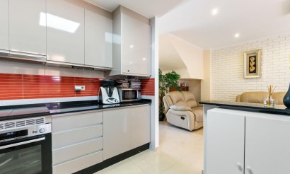 Resale - Townhouse - Torrevieja - Aguas Nuevas