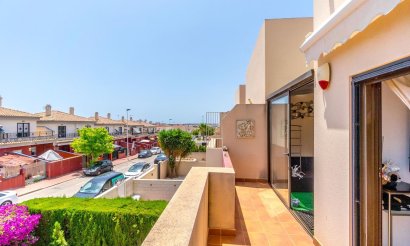 Resale - Townhouse - Torrevieja - Aguas Nuevas
