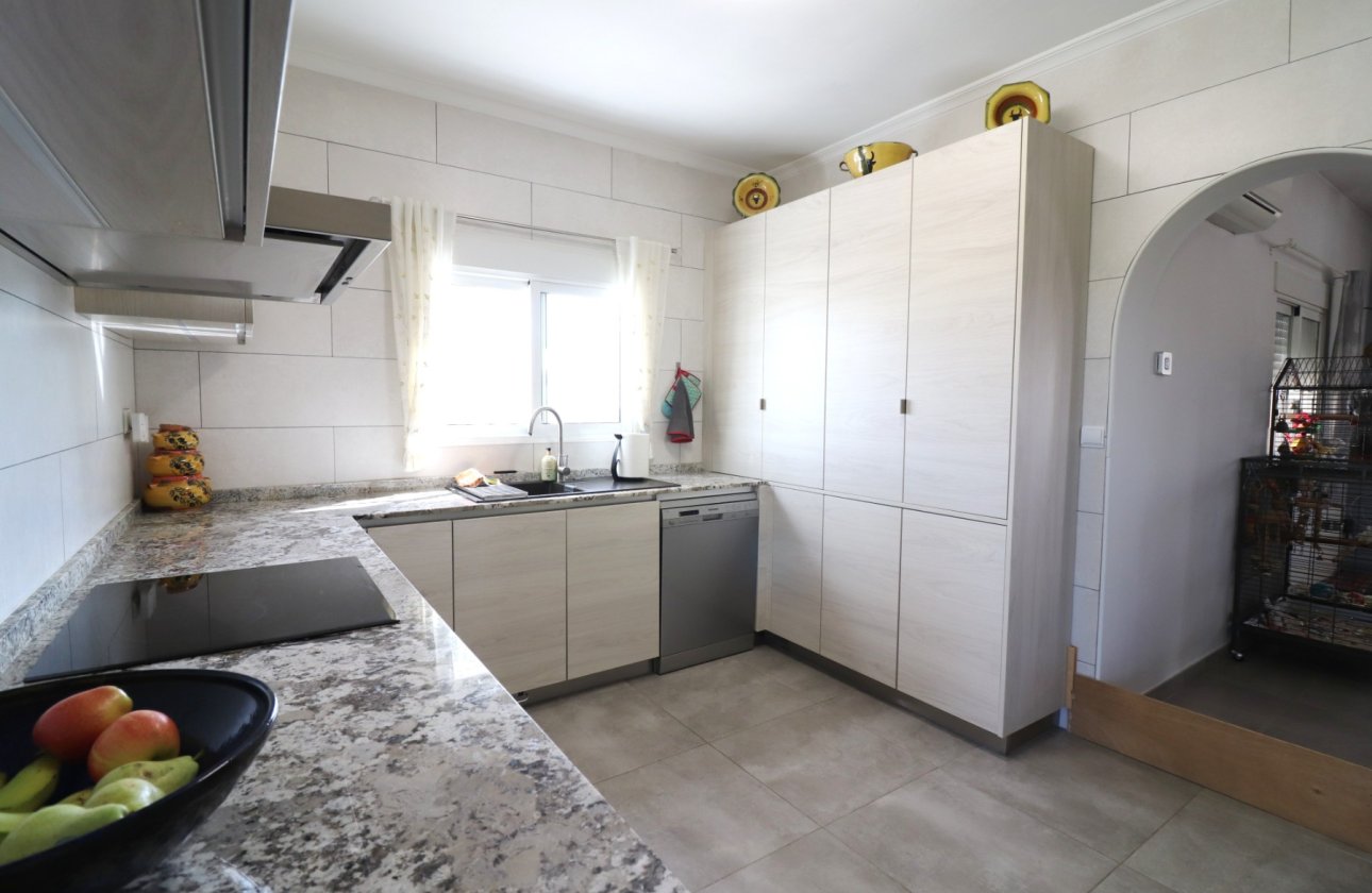 Resale - Villa - Orihuela - La Campaneta