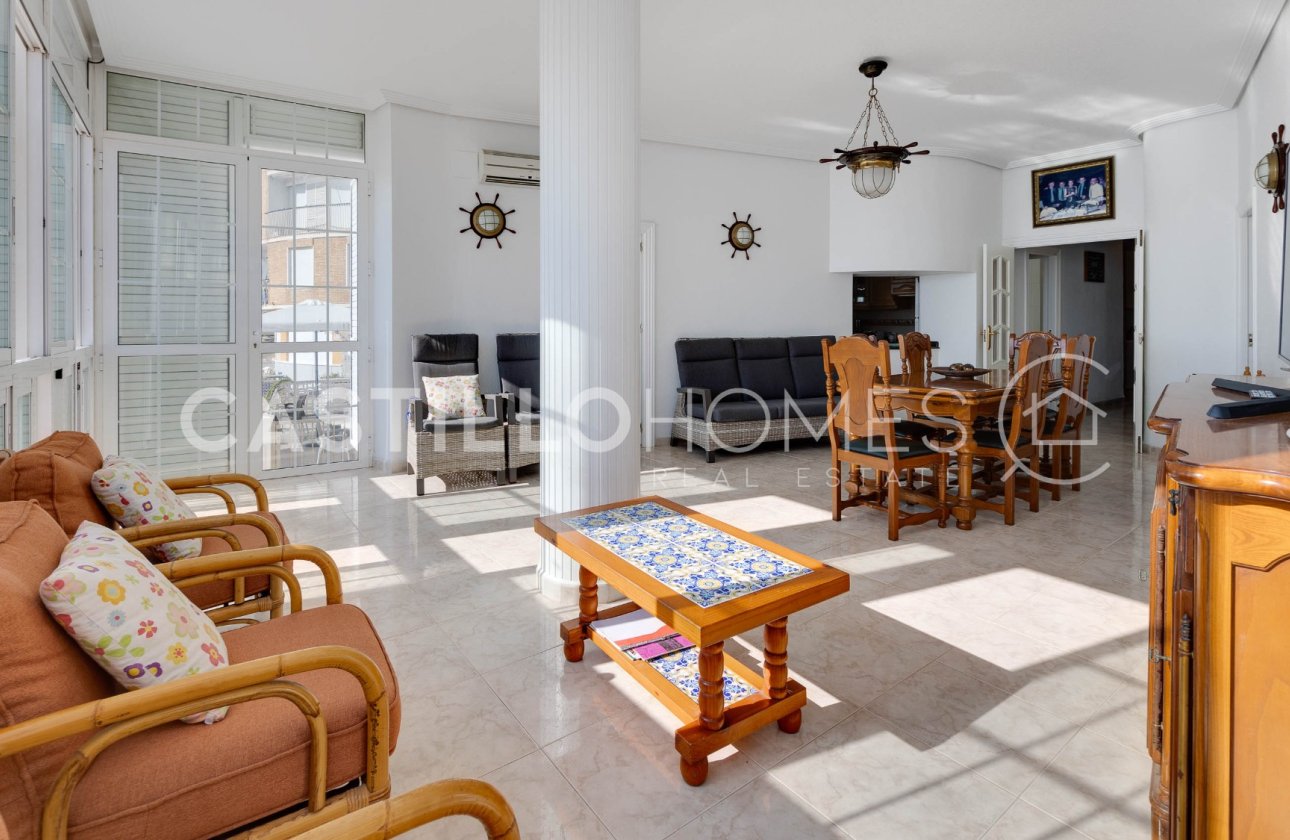 Resale - Apartment / flat - Torrevieja - Playa del Acequión