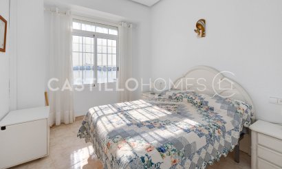 Resale - Apartment / flat - Torrevieja - Playa del Acequión