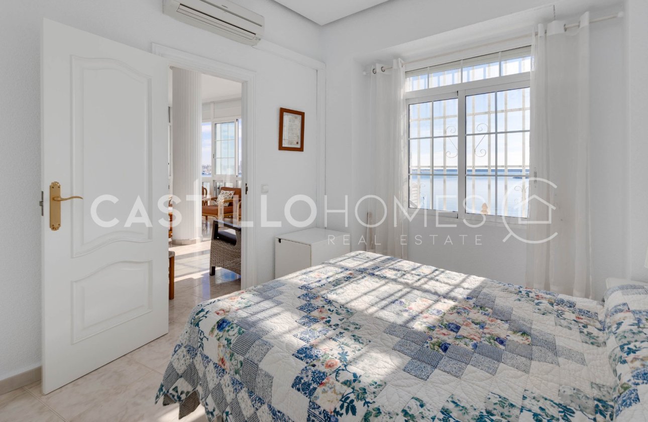 Resale - Apartment / flat - Torrevieja - Playa del Acequión