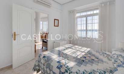 Resale - Apartment / flat - Torrevieja - Playa del Acequión