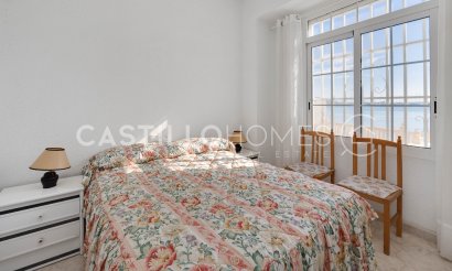 Resale - Apartment / flat - Torrevieja - Playa del Acequión