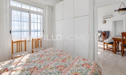 Resale - Apartment / flat - Torrevieja - Playa del Acequión