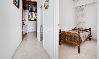 Resale - Apartment / flat - Torrevieja - Playa del Acequión