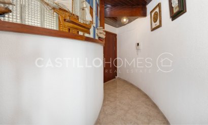 Resale - Apartment / flat - Torrevieja - Playa del Acequión
