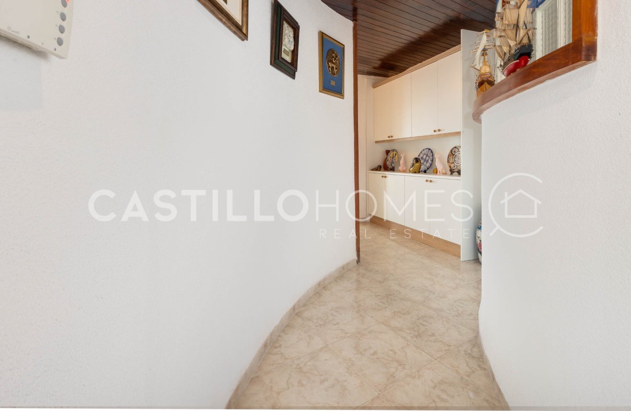 Resale - Apartment / flat - Torrevieja - Playa del Acequión