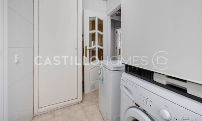 Resale - Apartment / flat - Torrevieja - Playa del Acequión
