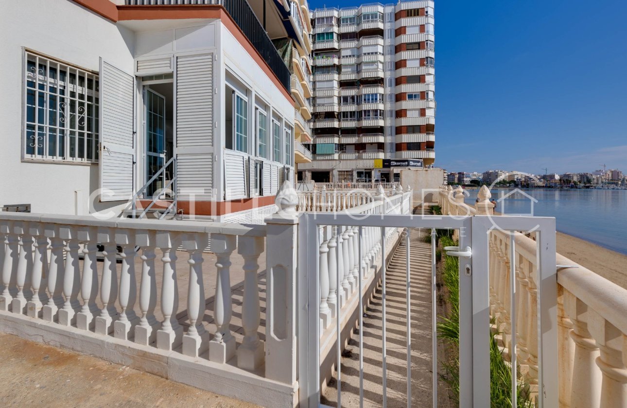Resale - Apartment / flat - Torrevieja - Playa del Acequión