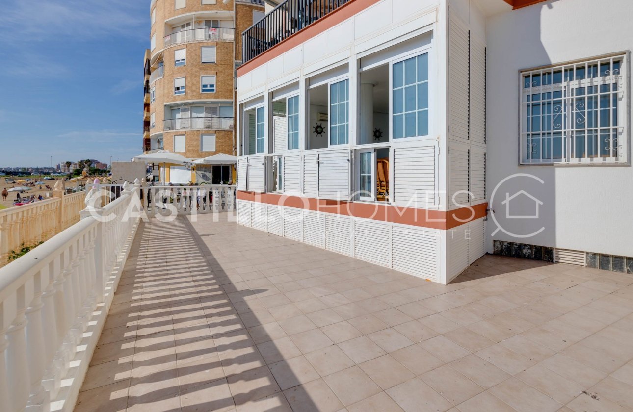 Resale - Apartment / flat - Torrevieja - Playa del Acequión