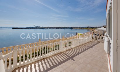 Resale - Apartment / flat - Torrevieja - Playa del Acequión