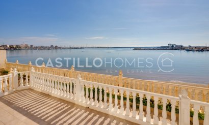 Resale - Apartment / flat - Torrevieja - Playa del Acequión