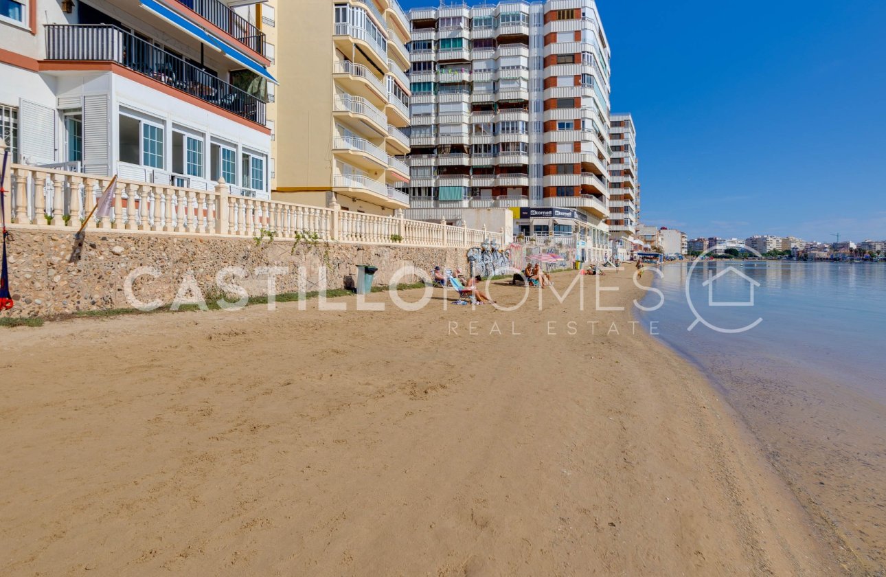 Resale - Apartment / flat - Torrevieja - Playa del Acequión