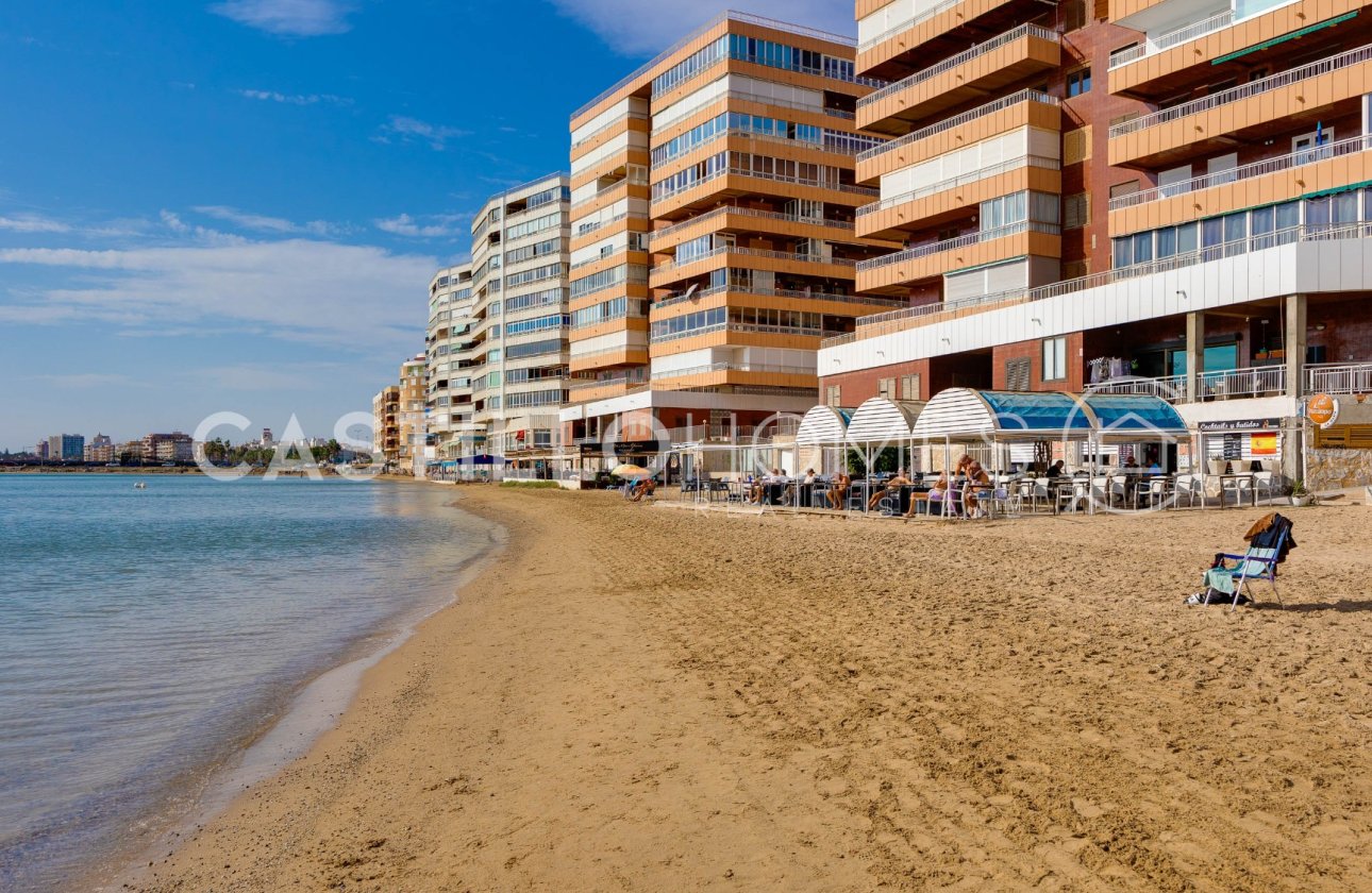 Resale - Apartment / flat - Torrevieja - Playa del Acequión