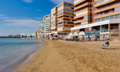 Resale - Apartment / flat - Torrevieja - Playa del Acequión