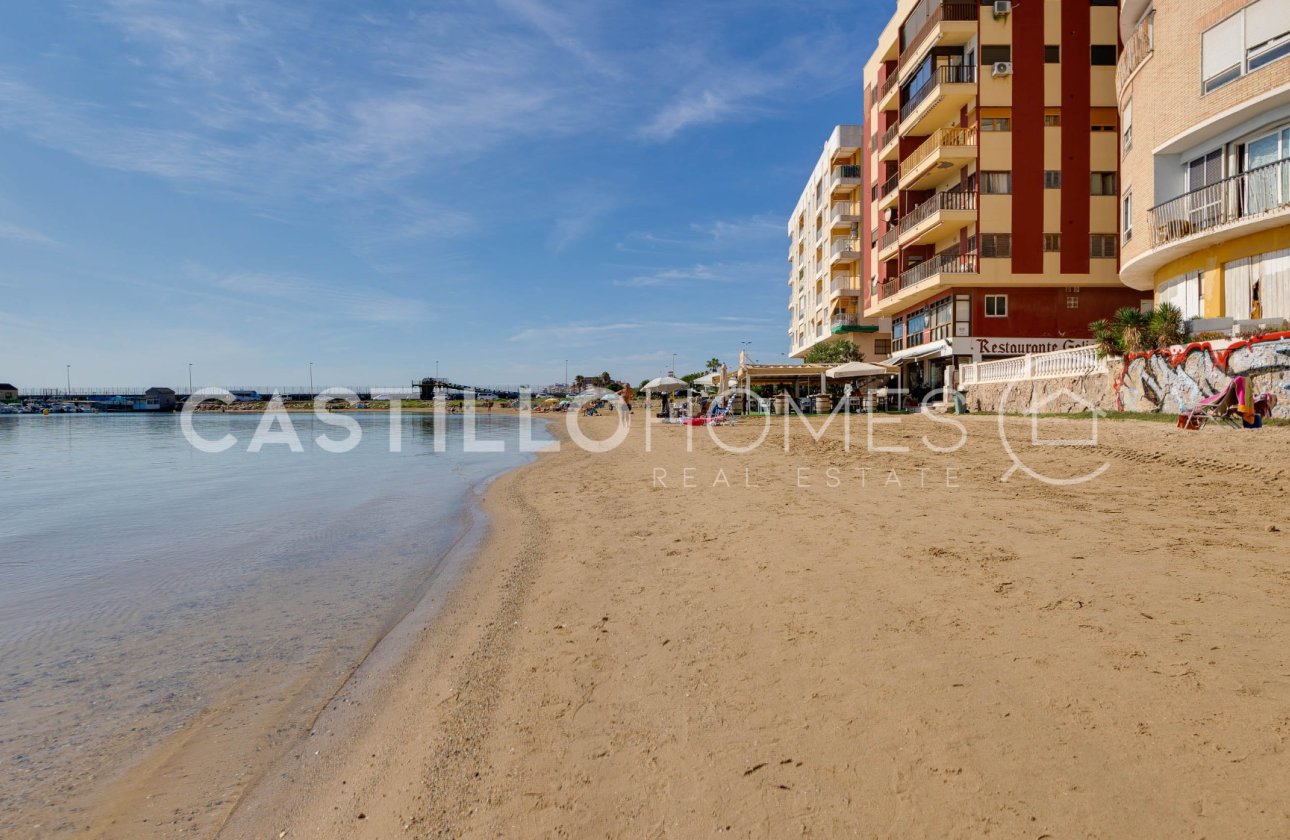 Resale - Apartment / flat - Torrevieja - Playa del Acequión