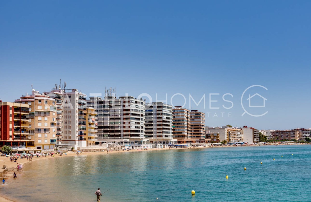 Resale - Apartment / flat - Torrevieja - Playa del Acequión