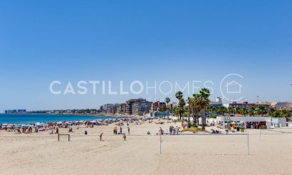 Resale - Apartment / flat - Torrevieja - Playa del Acequión