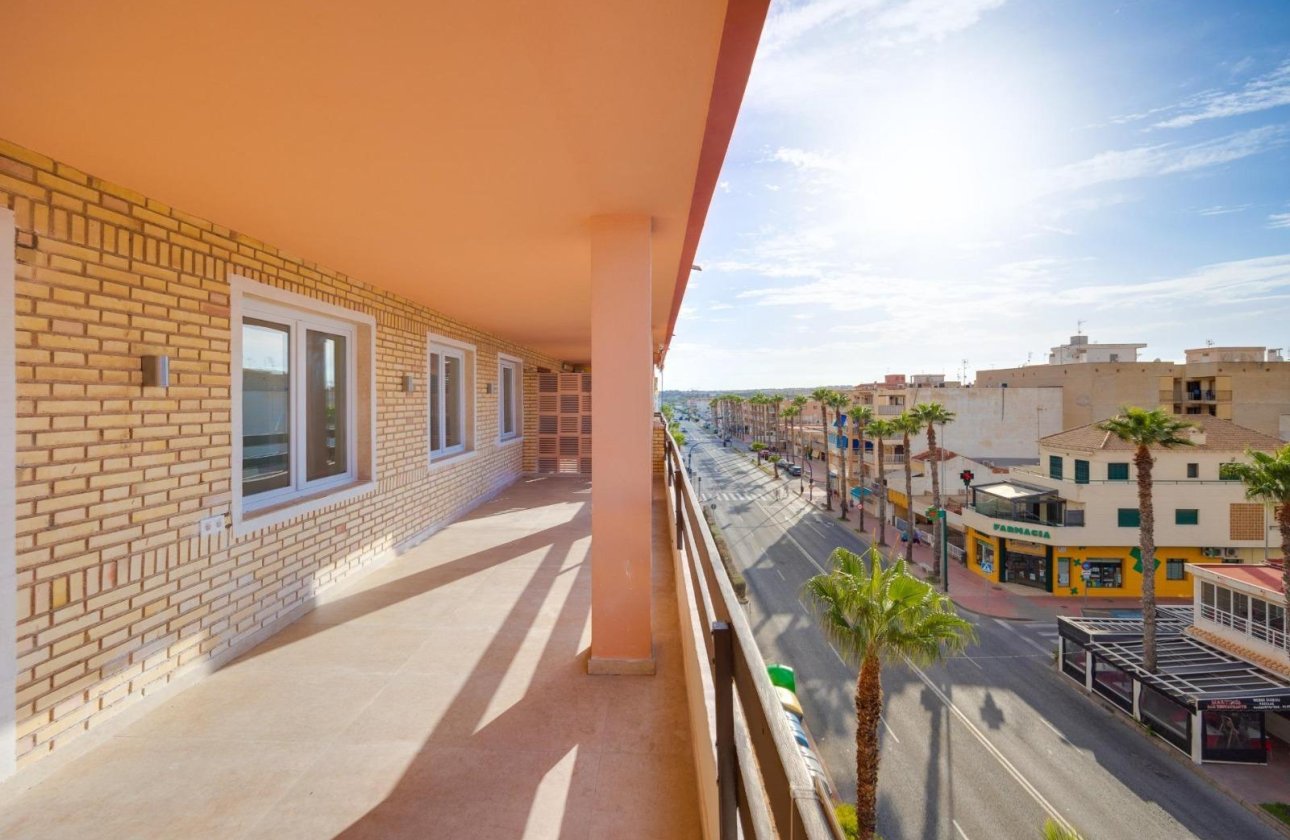 Resale - Apartment / flat - Torrevieja - playa de los naufragos