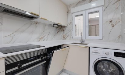 Resale - Apartment / flat - Torrevieja - playa de los naufragos