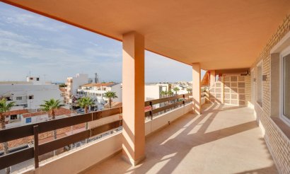 Resale - Apartment / flat - Torrevieja - playa de los naufragos